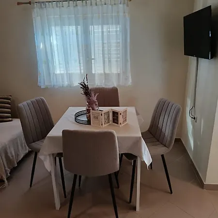 Mia Apartment